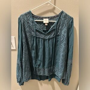 Knox Rose long sleeve blouse